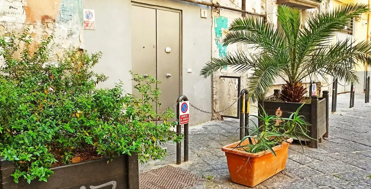 Napoli Pop Chiaia Apartment Naples